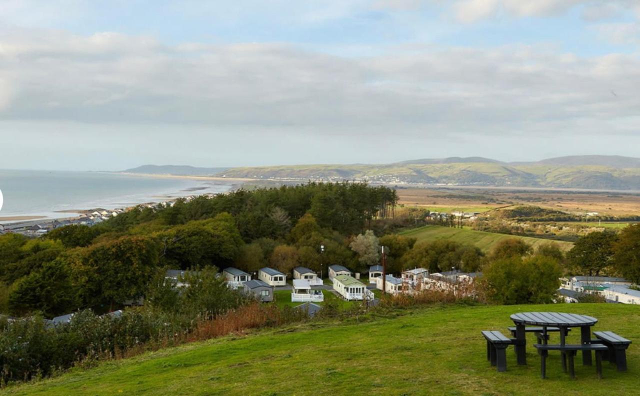 Hotel Powys 37 Borth Exteriér fotografie
